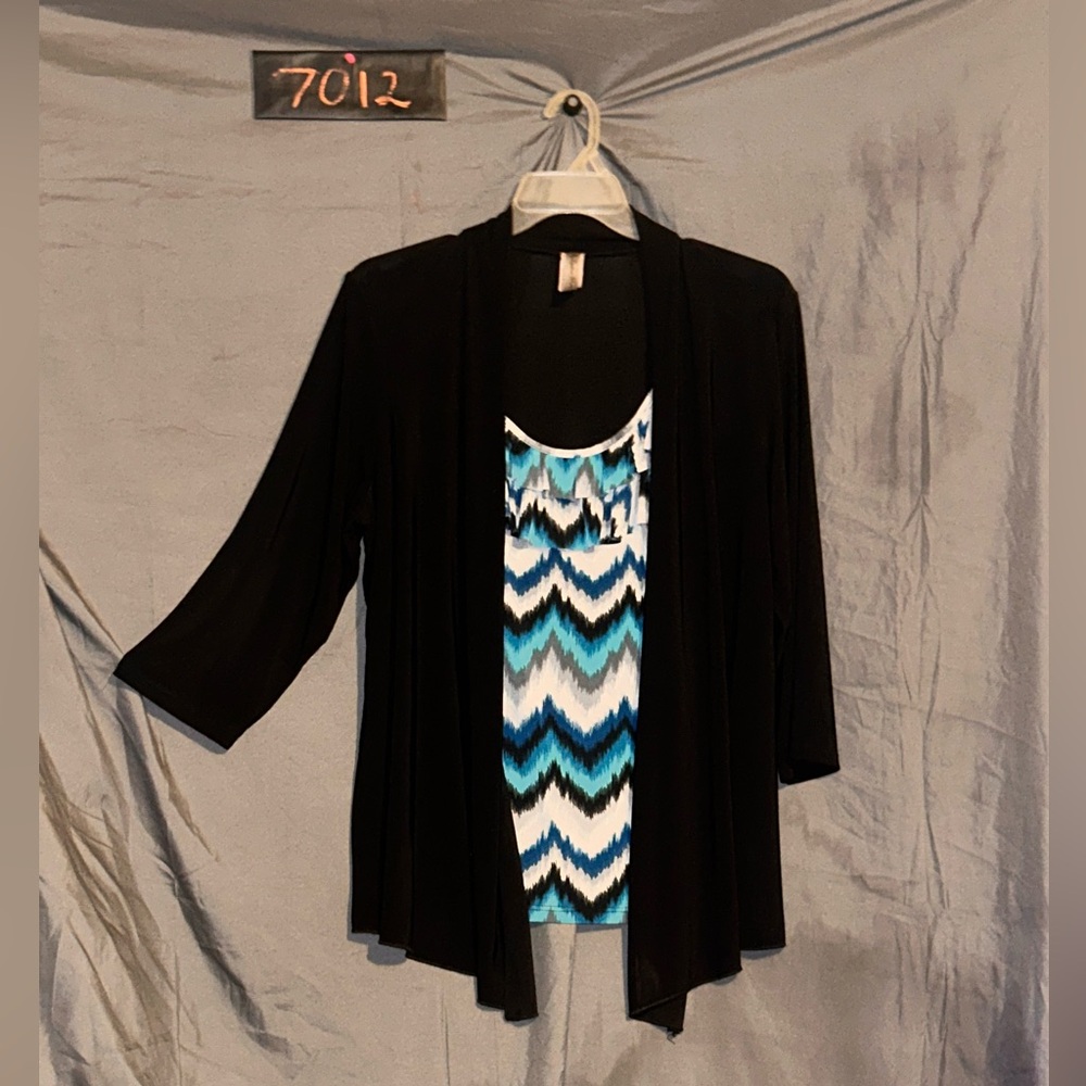 Perseption Black Top with Subtle Lilac Trim